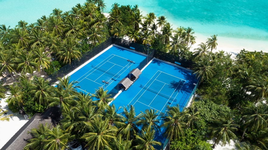 8 Unexpected Benefits to Playing Tennis Regularly – Lighthouse Point Yacht  Club